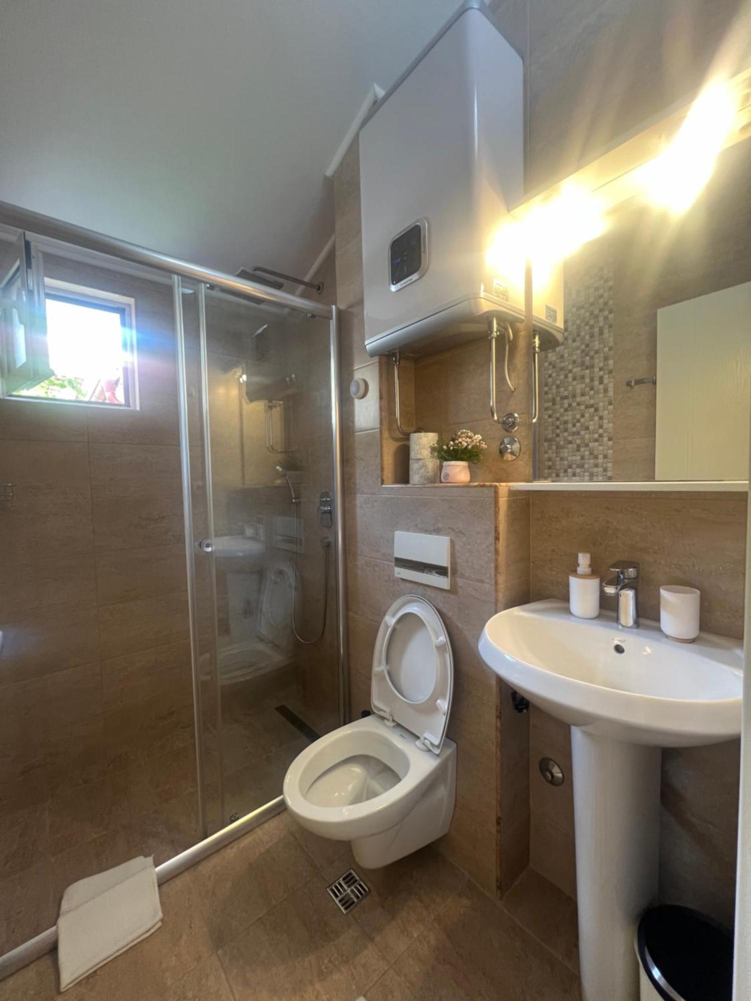 Raskovic Apartment Budva