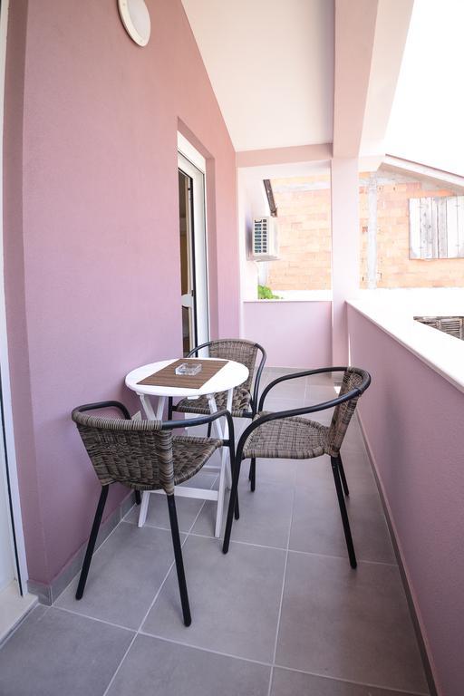 Apartment Raskovic *