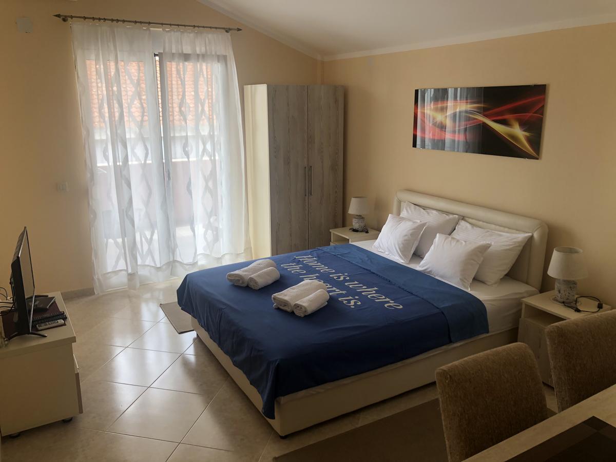 Apartment Raskovic *
